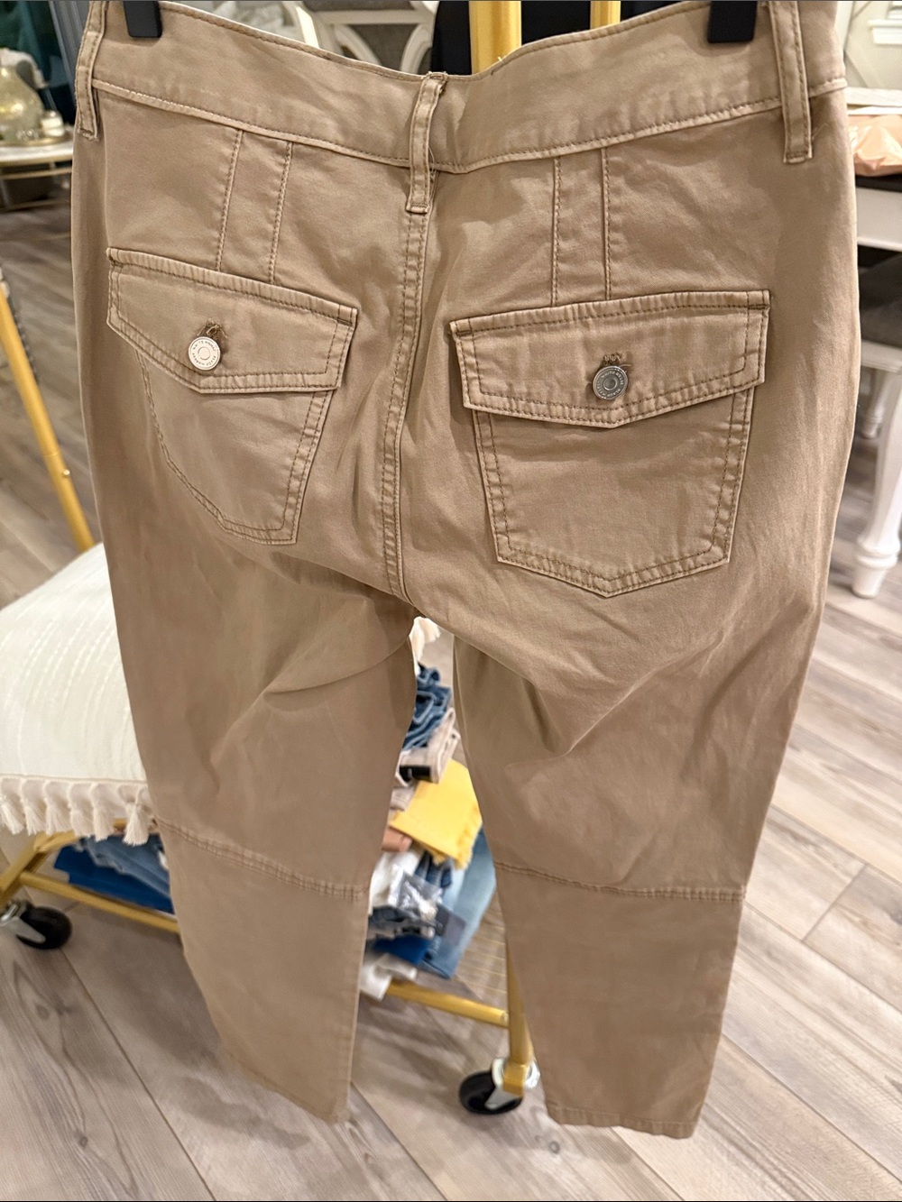 White House Black Market Beige Straight-Leg Utility Pants Pret-AT - Picture 5 of 9